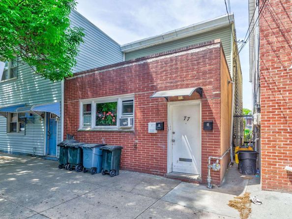 77 Wallis Ave, Jersey City NJ 07306
