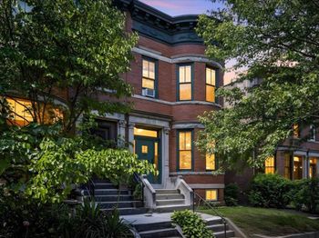 257 Woodlawn Ave