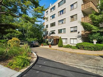 1375 River Rd