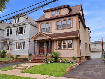 9 Lincoln Parkway