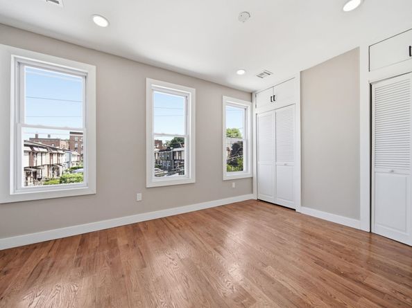 103 Boyd Ave, Jersey City NJ 07304
