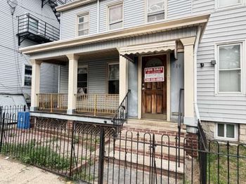 140 Winfield Ave
