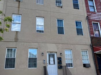227 Halladay St