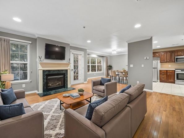 4 Boatworks Dr, Bayonne NJ 07002