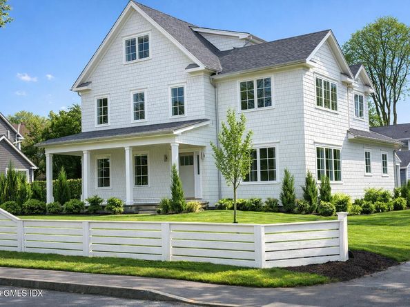 2 Potter Drive, Old Greenwich CT 06870