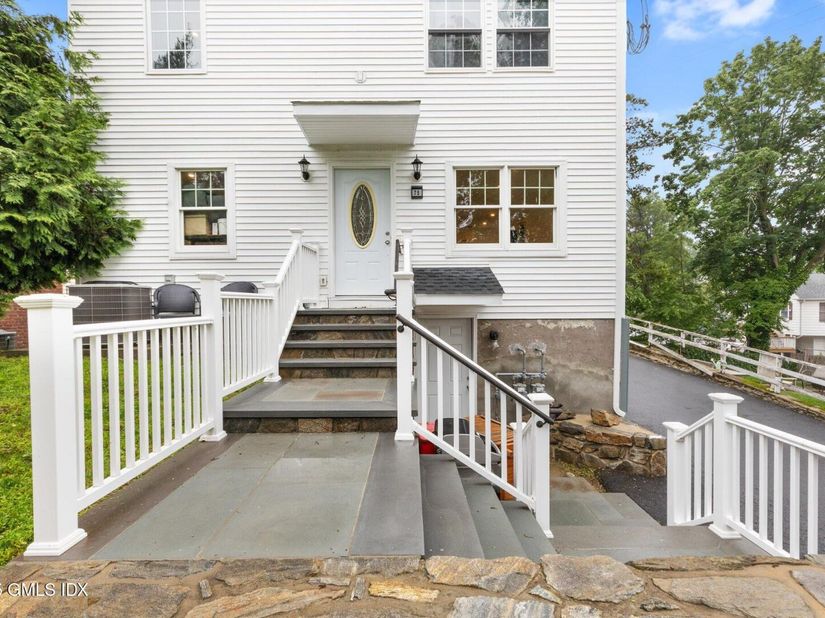 Undisclosed Address #123778, Stamford CT 06906