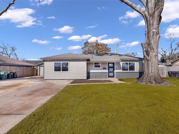 6014 W 43rd Street, Houston TX 77092