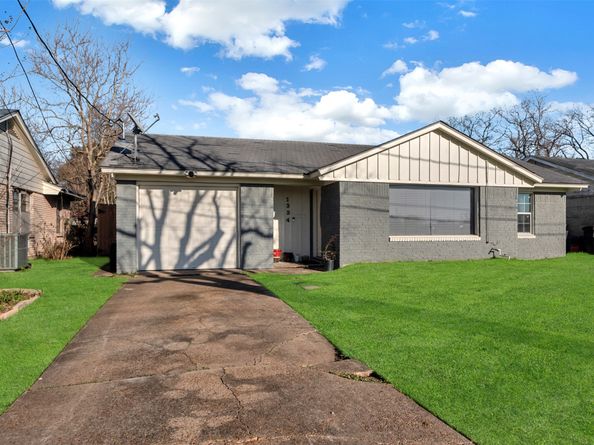 1334 Clinton Park Street, Houston TX 77029