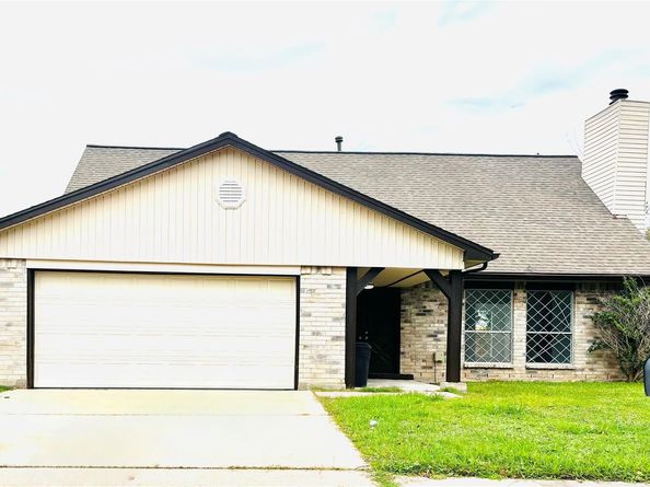 16246 Los Altos Drive, Houston TX 77083