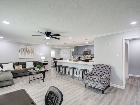 8706 Glen Valley Drive, Houston TX 77061