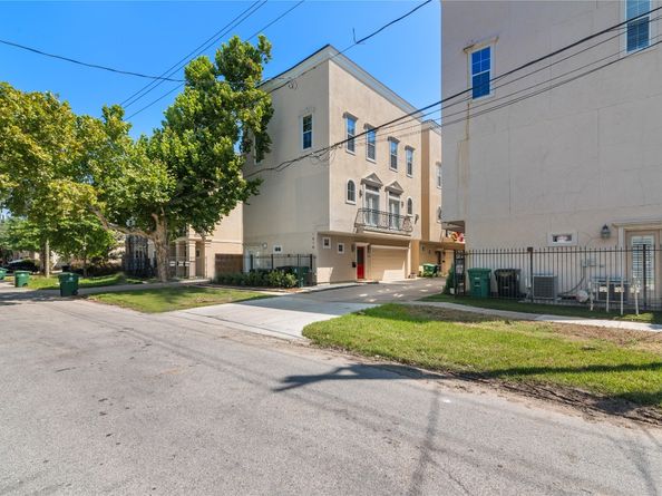 1510 Birdsall Street, Houston TX 77007