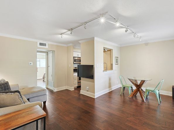 3402 Garrott Street 15, Houston TX 77006