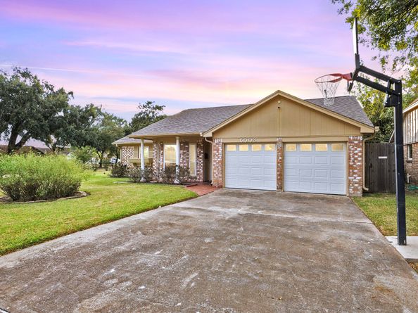 6003 Rena Street, Houston TX 77092