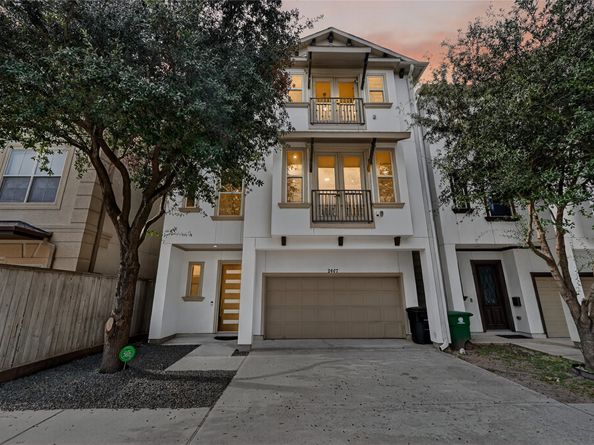 2407 Radcliffe Street, Houston TX 77007