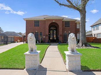 17507 Lone Wolf Pass