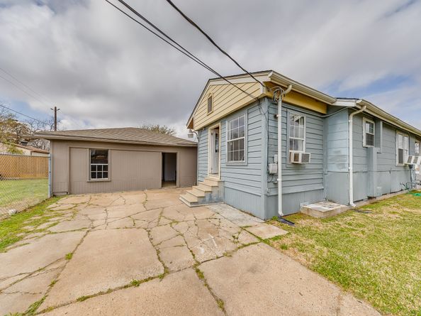 13034 Emporia Street, Houston TX 77015