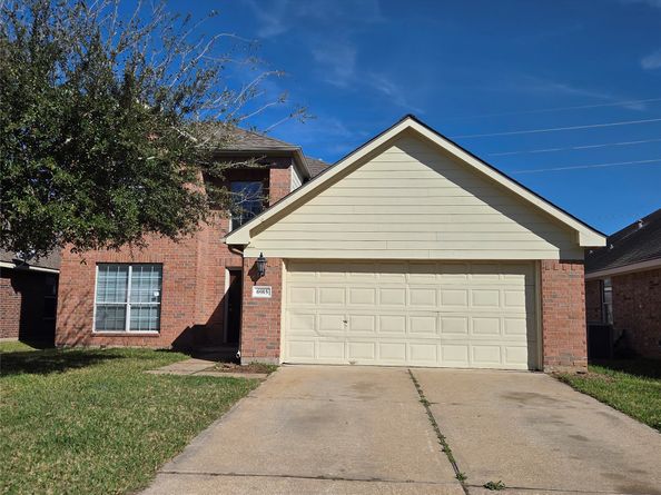 6915 Great Oaks Shadow Drive, Houston TX 77083