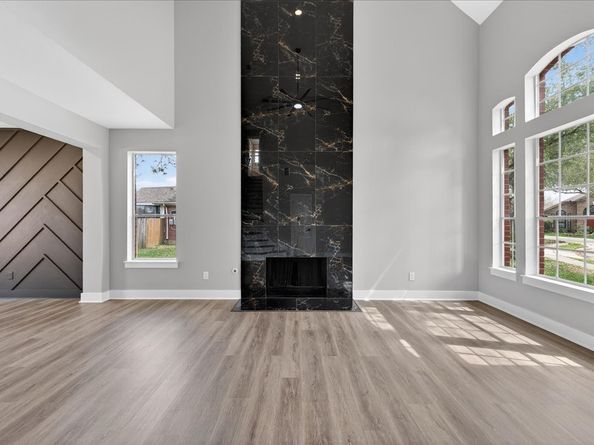 14615 Hollow Ash Court, Houston TX 77015