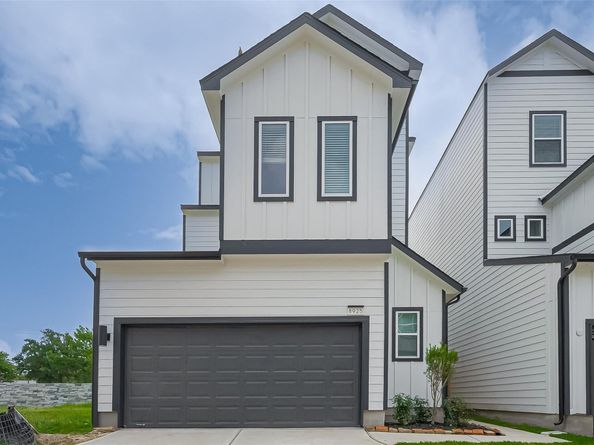 8917 Grovner Place, Houston TX 77055