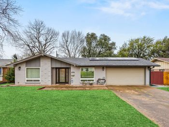 8120 Greenhollow Lane