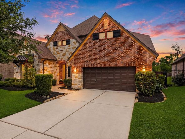 111 N Winter Sunrise Circle, Tomball TX 77375