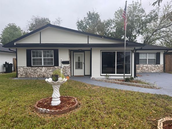 1318 Sulphur Street, Houston TX 77034