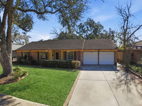 5619 Duxbury Street, Houston TX 77035
