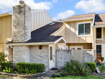 11521 Village Place Drive