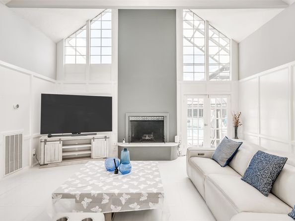 611 Montclair Boulevard, Sugar Land TX 77478