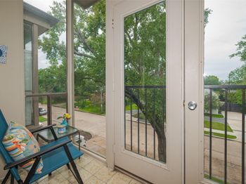 2475 Underwood Street