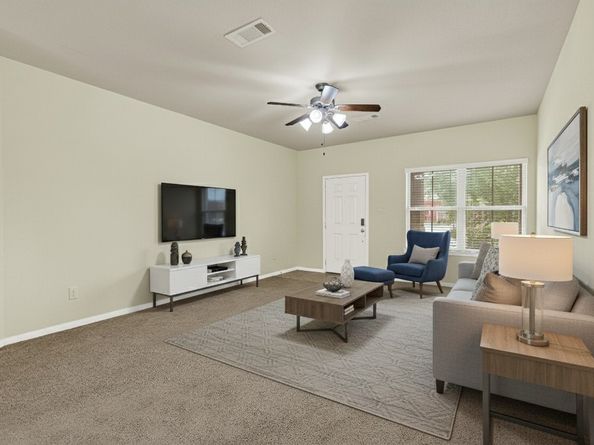 1933 Howth Avenue, Houston TX 77051