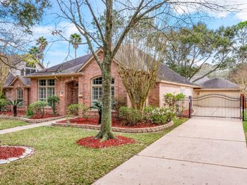 4011 W Pine Brook Way