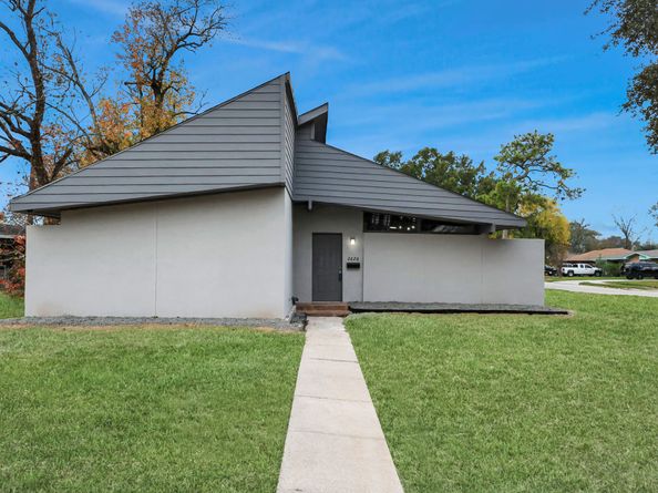 2626 Knotty Oaks Trail, Houston TX 77045