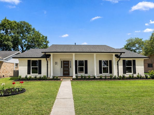 5447 Darnell Street, Houston TX 77096