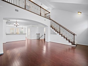 10722 Clearview Villa
