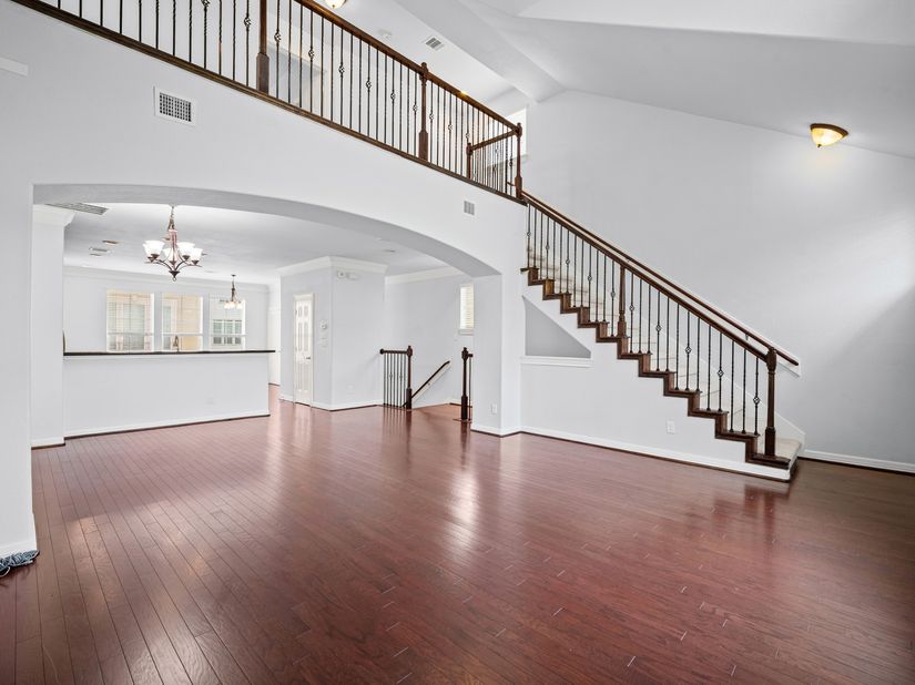 10722 Clearview Villa, Houston TX 77025