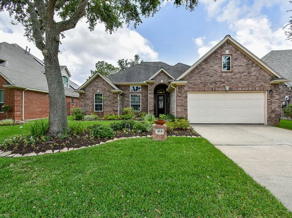 414 Nighthawk Court, Sugar Land TX 77478