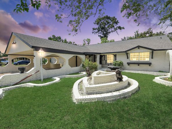 7705 Yoe Street, Houston TX 77016