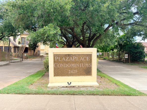 2425 Holly Hall Street B45, Houston TX 77054