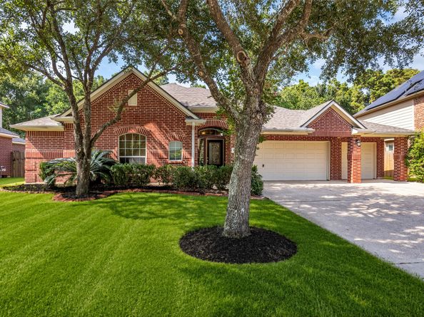 12807 Winding Manor Drive, Houston TX 77044