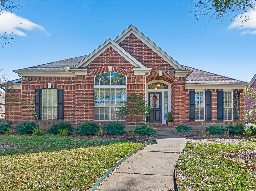3219 Shadowleaf Drive, Houston TX 77082