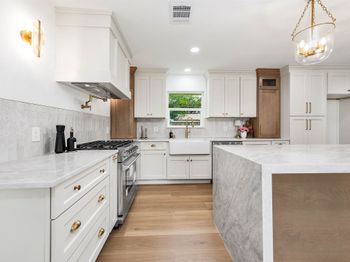 10814 Moonlight Drive