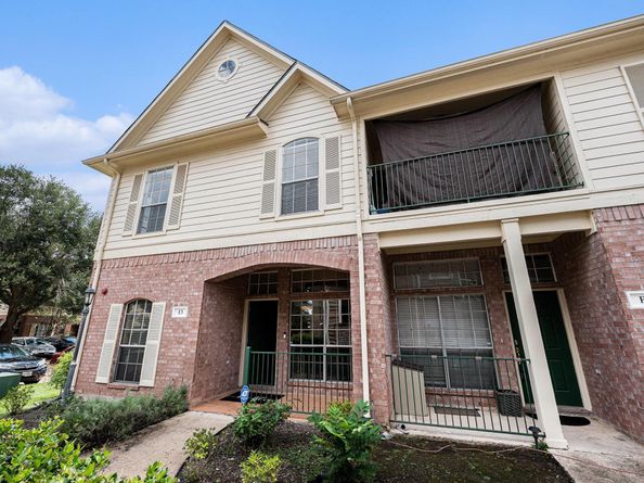 2710 Grants Lake Boulevard E3, Sugar Land TX 77479