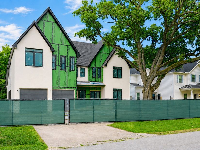 1734 Hollister Street, Houston TX 77055