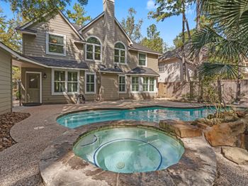 35 S Concord Forest Circle