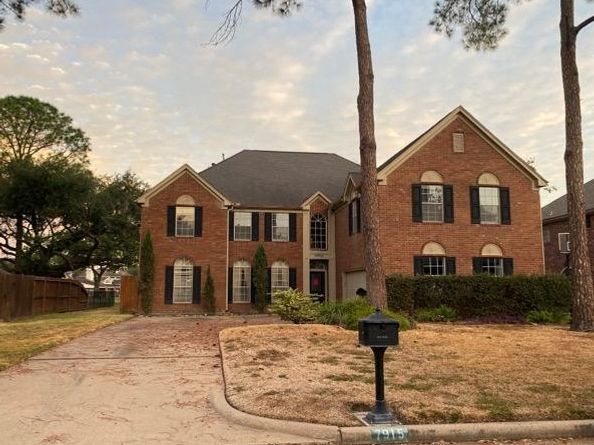 7915 Capri Circle, Houston TX 77095