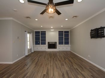 425 E Fair Harbor Lane