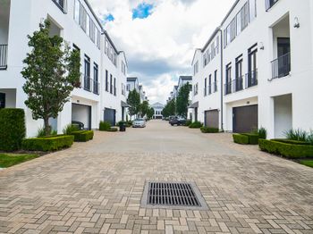 11027 Jardin Des Circle