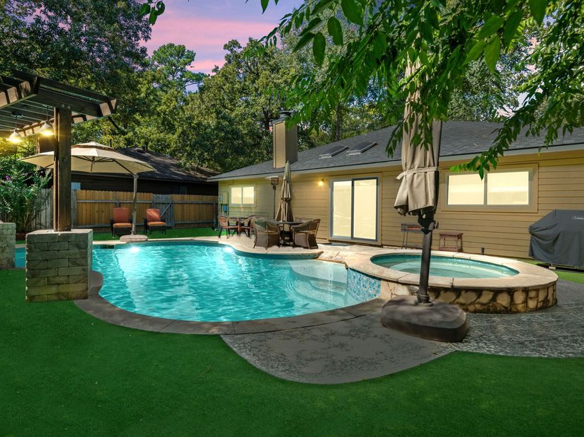 31 S Summer Star Court, The Woodlands TX 77380