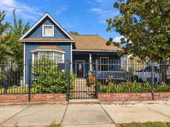 2120 Everett Street